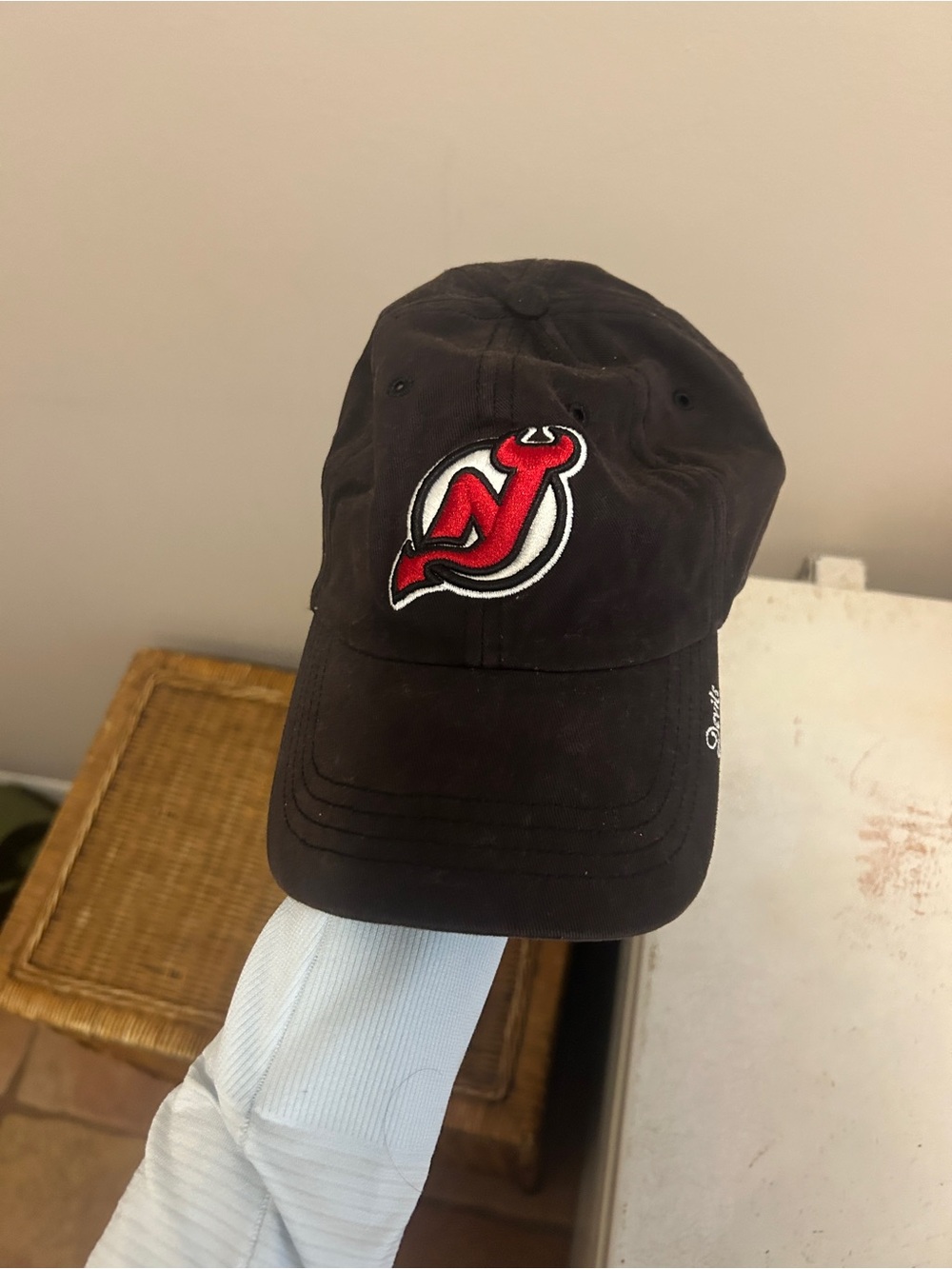 New Jersey Devils Black Baseball Cap with Red Logo